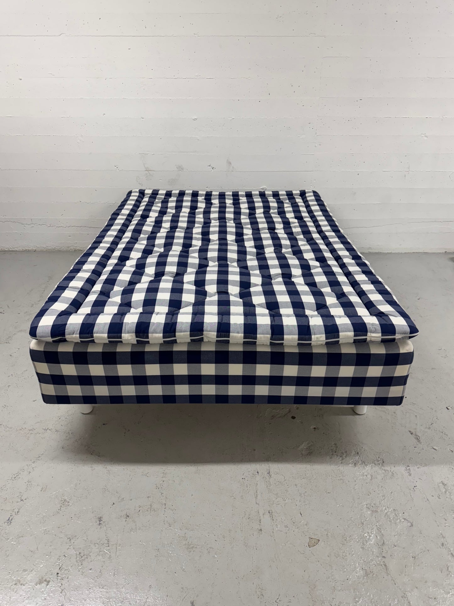 Hästens ‘Marquis’ seng – 140x200cm.