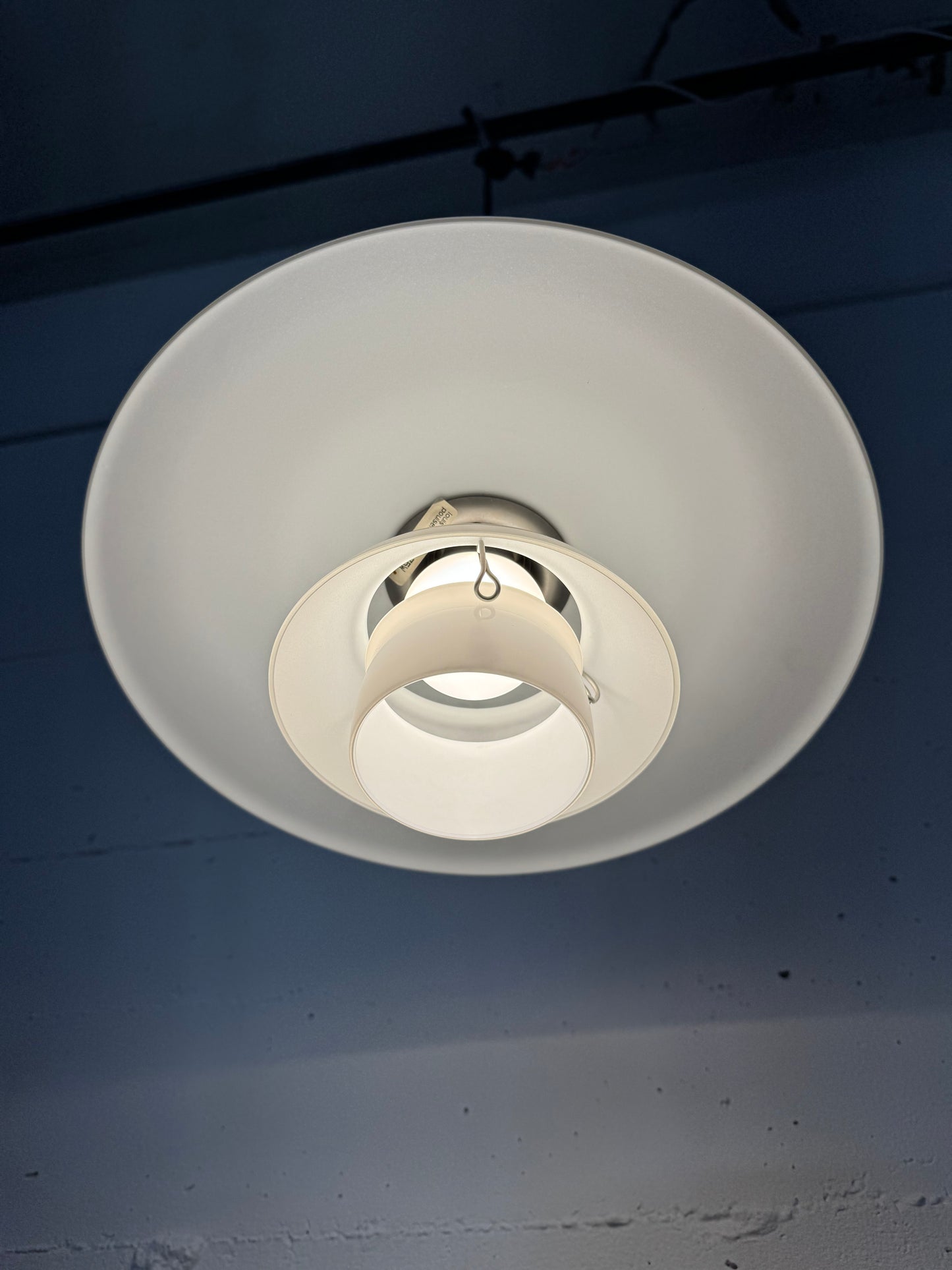Poul Henningsen, “3/2” Louis Poulsen.