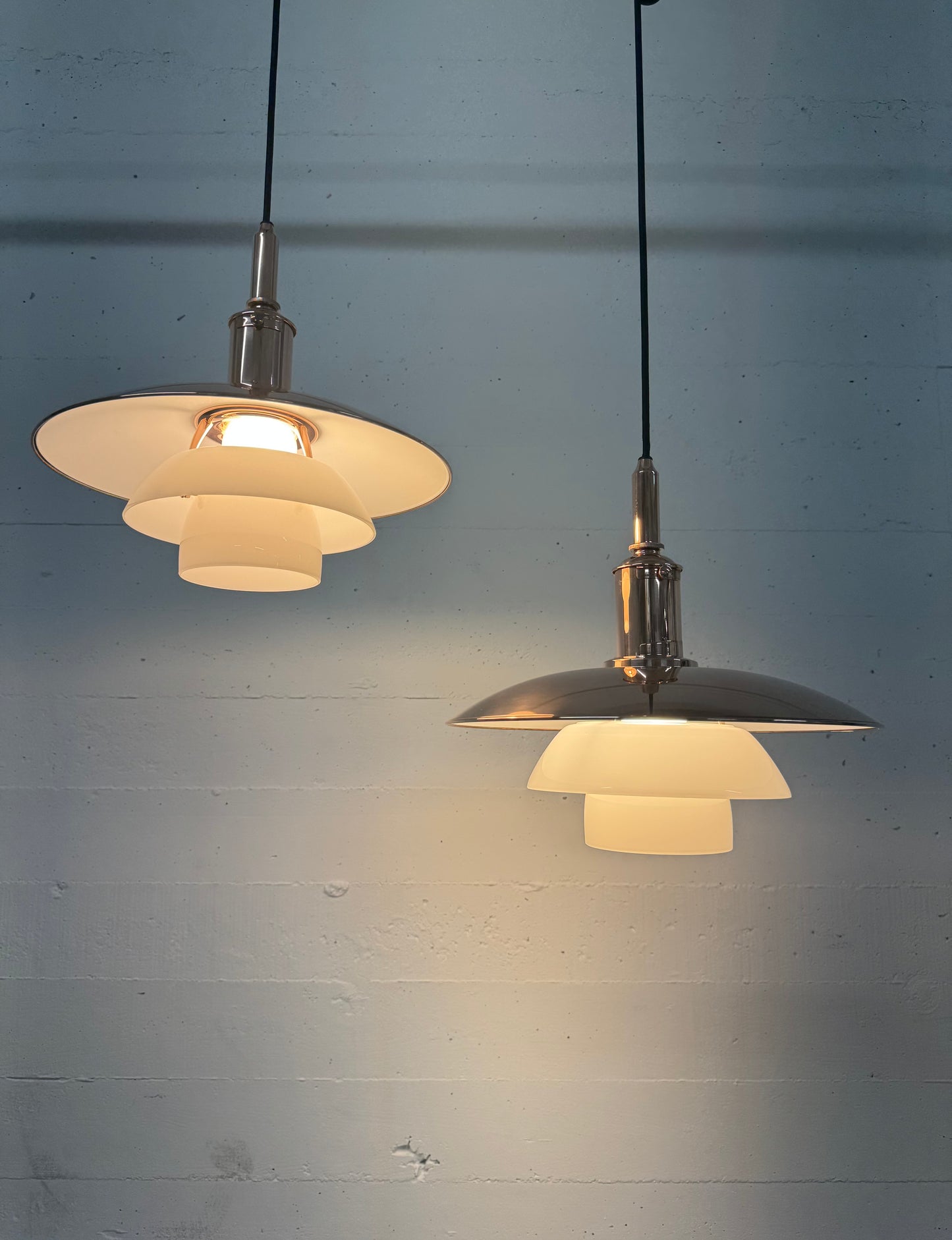 Poul Henningsen, “PH 3½-3” Louis Poulsen.