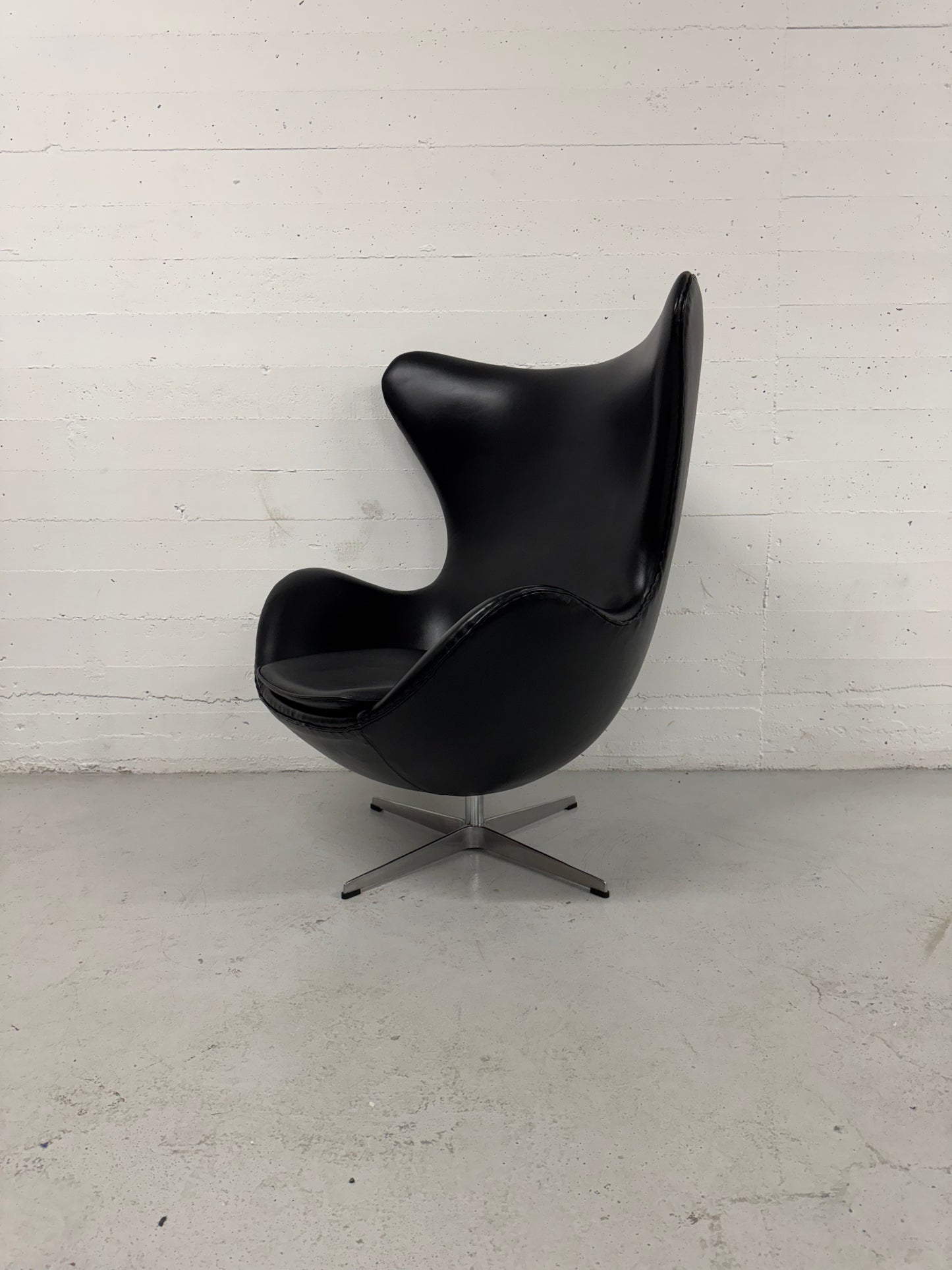 Arne Jacobsen ‘Ægget’ Fritz Hansen.