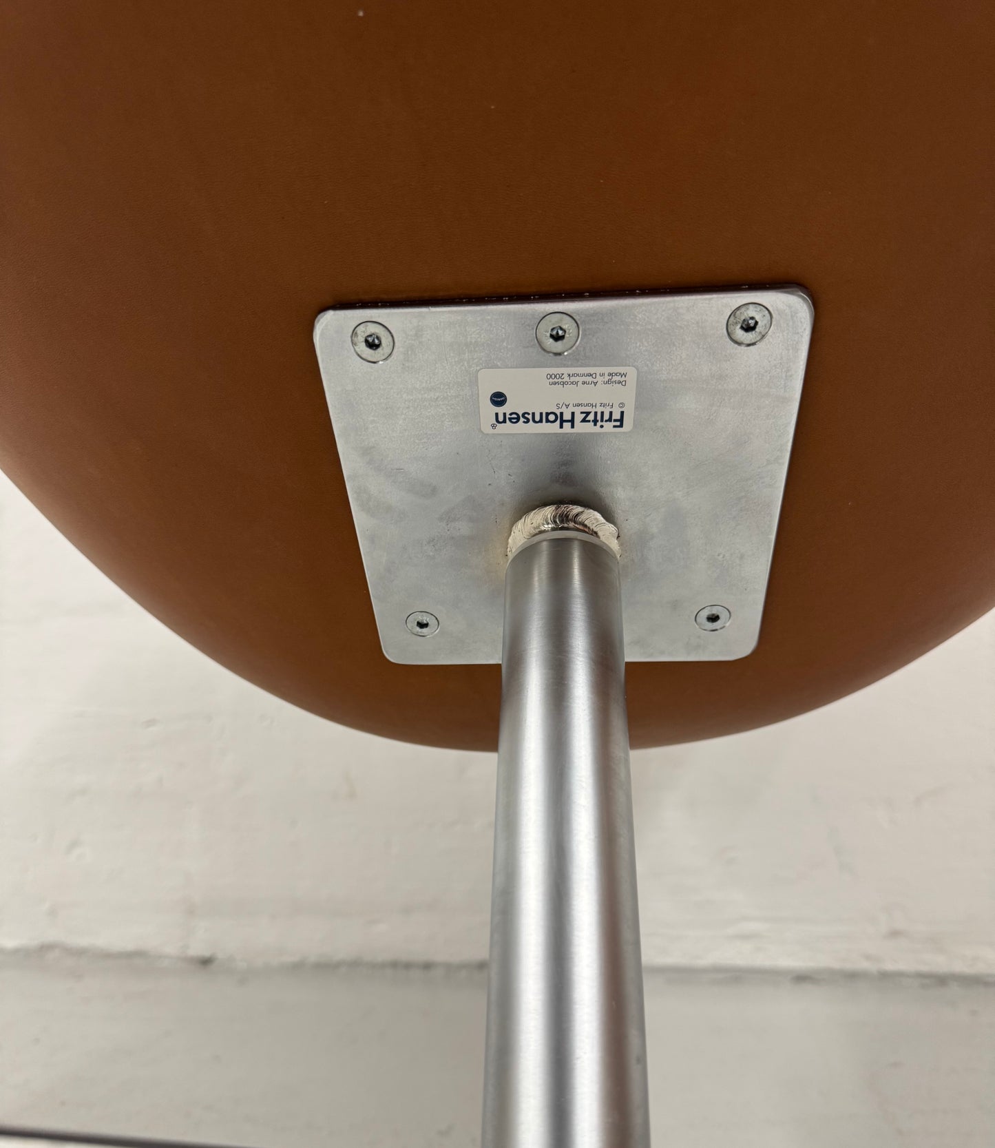 Arne Jacobsen ‘Svanen’ Fritz Hansen, model: 3320.