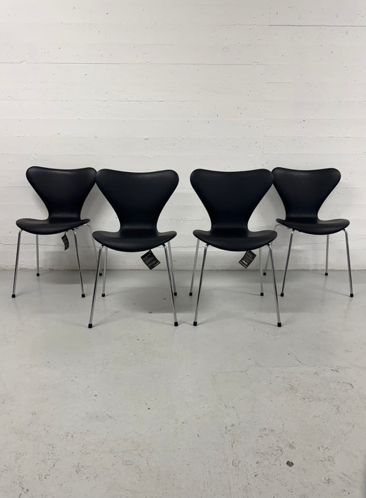 Arne Jacobsen ‘Syveren/3107’ Fritz Hansen.