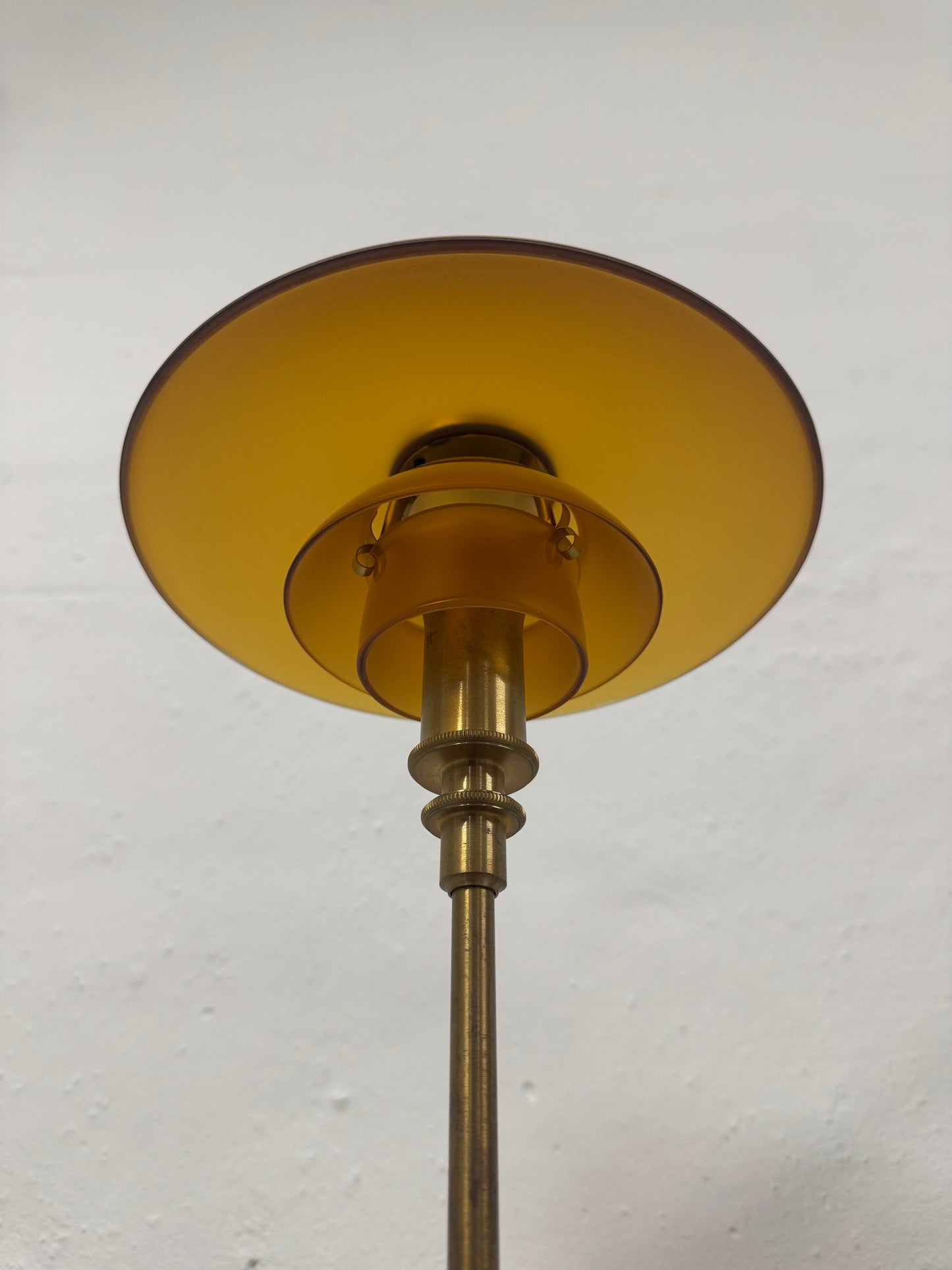 Poul Henningsen, “PH 2/1” Louis Poulsen.