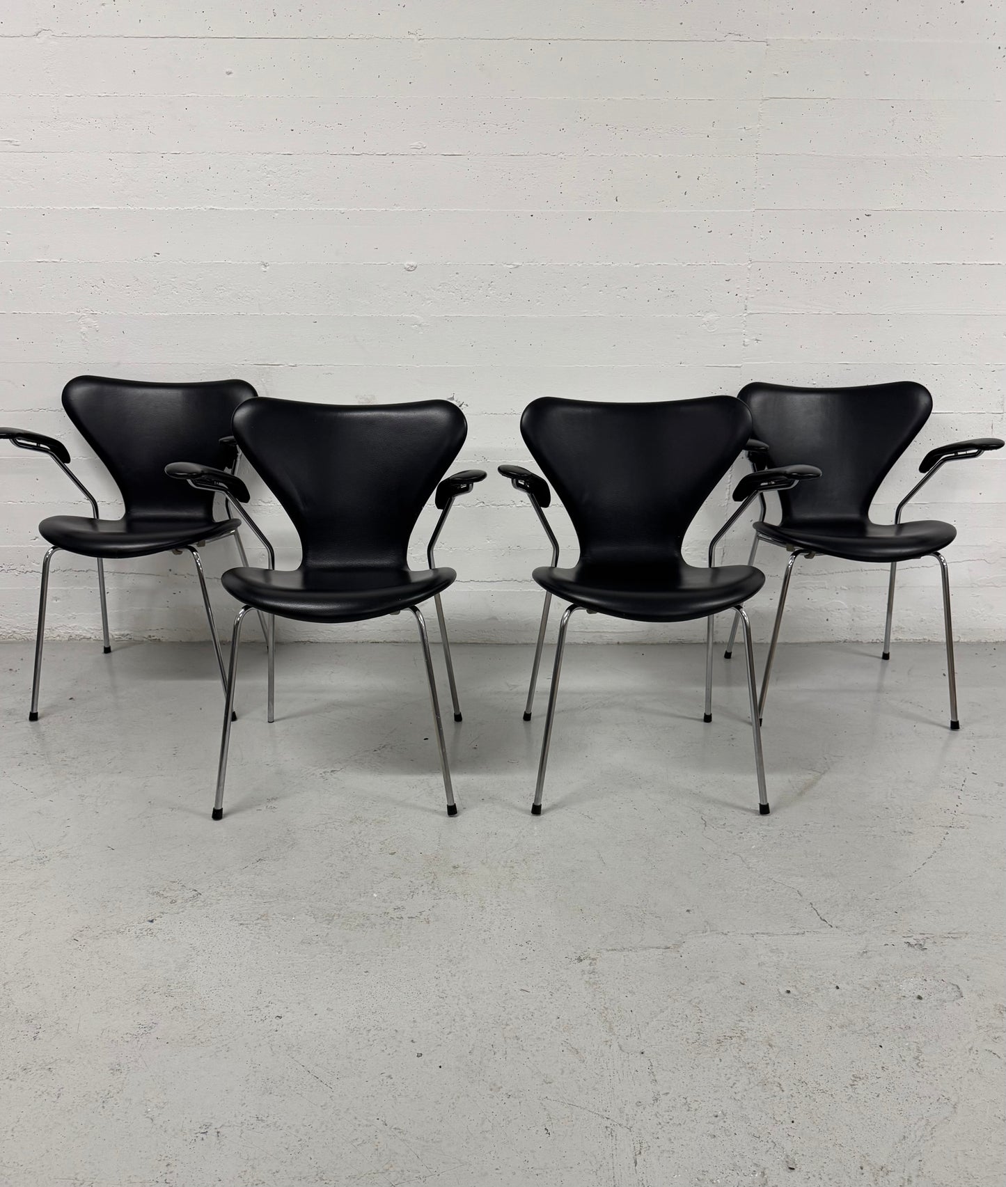 Arne Jacobsen ‘Syveren/3207’ Fritz Hansen.