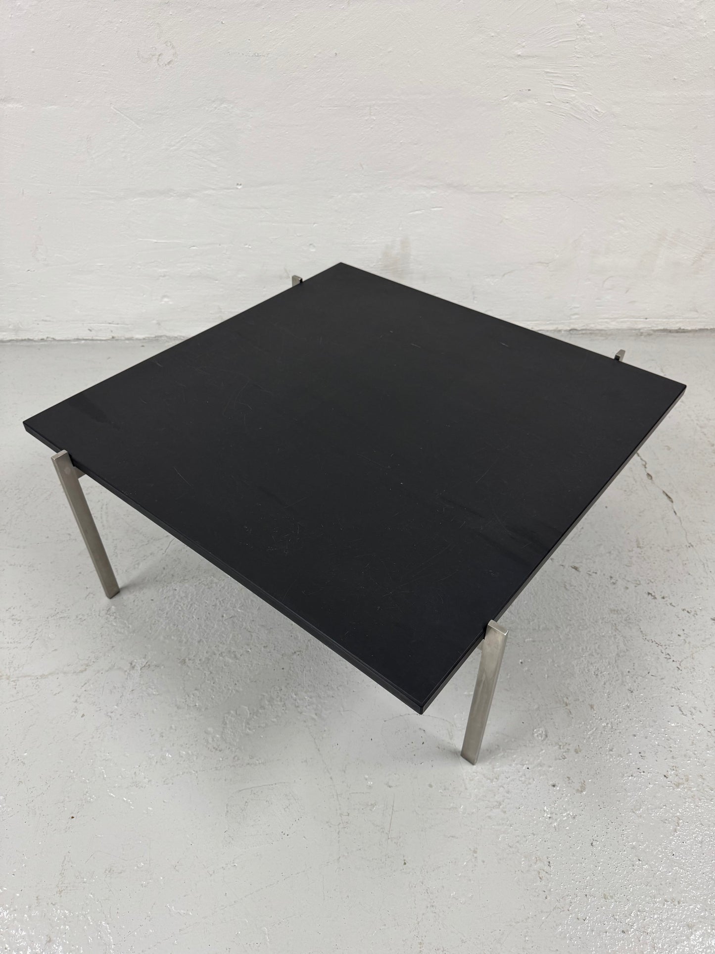 Poul Kjærholm ‘PK-61’ EKC.