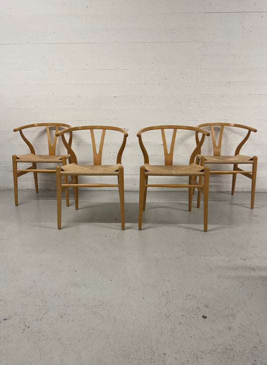 Hans J. Wegner ‘CH24’ ‘Y-stolen’ fremstillet hos Carl Hansen & Søn.