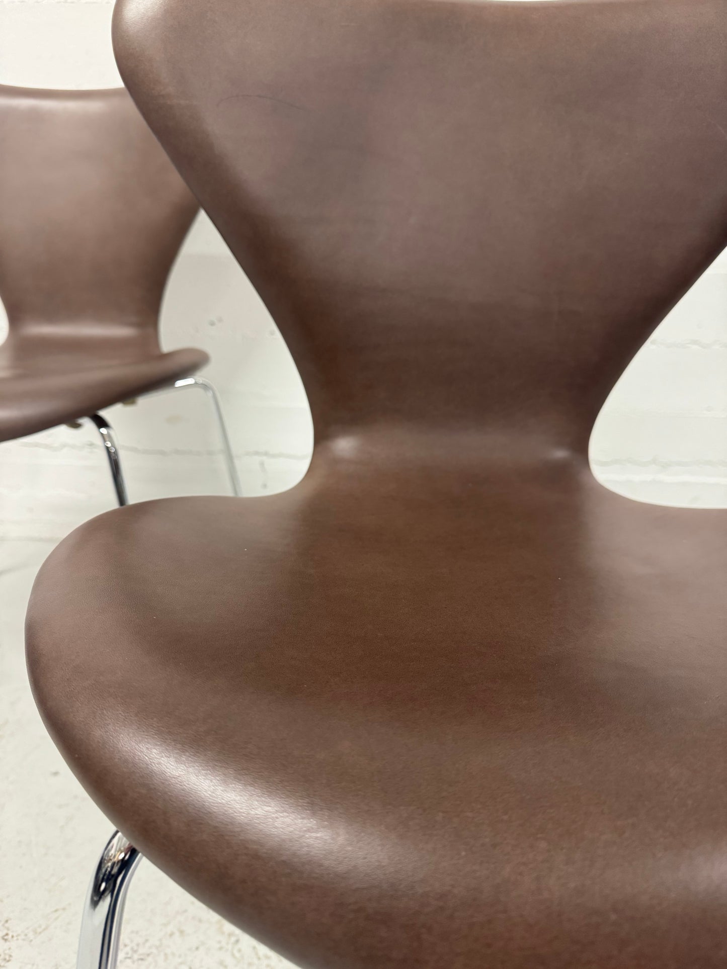 Arne Jacobsen ‘Syveren/3107’ Fritz Hansen.